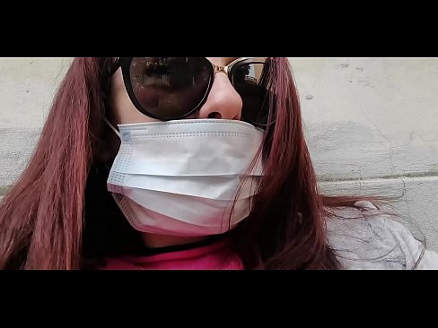 ❤️ Nicoletta se maščuje svojemu sosedu in mu urinira v garažo (Posebna italijanska karantena Covid19) ️ Seks pri nas