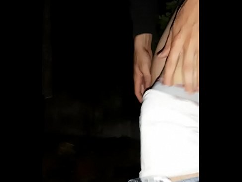 ❤️ Moj sosed je skočil na moj karantenski zid ️  Seks pri nas